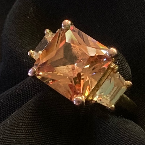 Pretty in Peach CZ cocktail ring size 7 - Picture 1 of 8